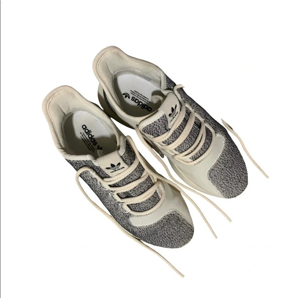 adidas Tubular Shadow Knit Gray & White Athletic Running Shoes 7.5 Women’s - Picture 4 of 8